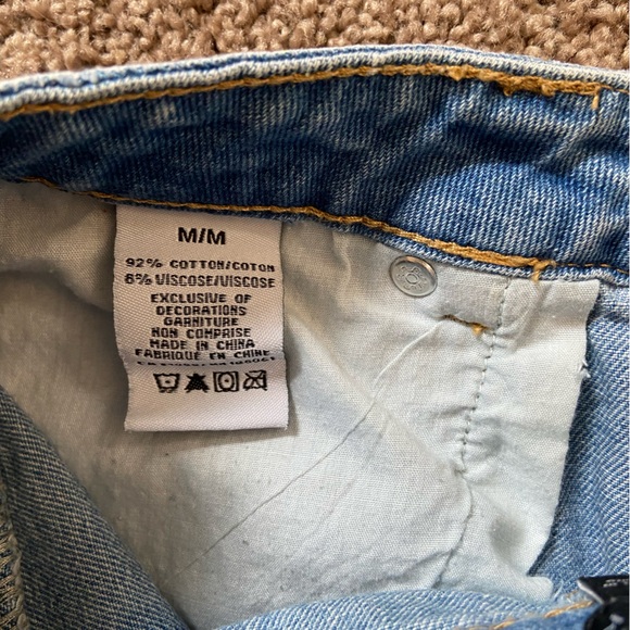 Kendall & Kylie Jean skirt size medium - Picture 4 of 4